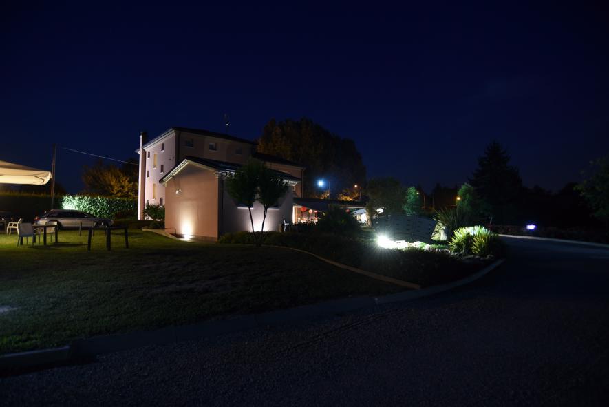 Agrialloggi La Palazzina Curtarolo Exteriör bild